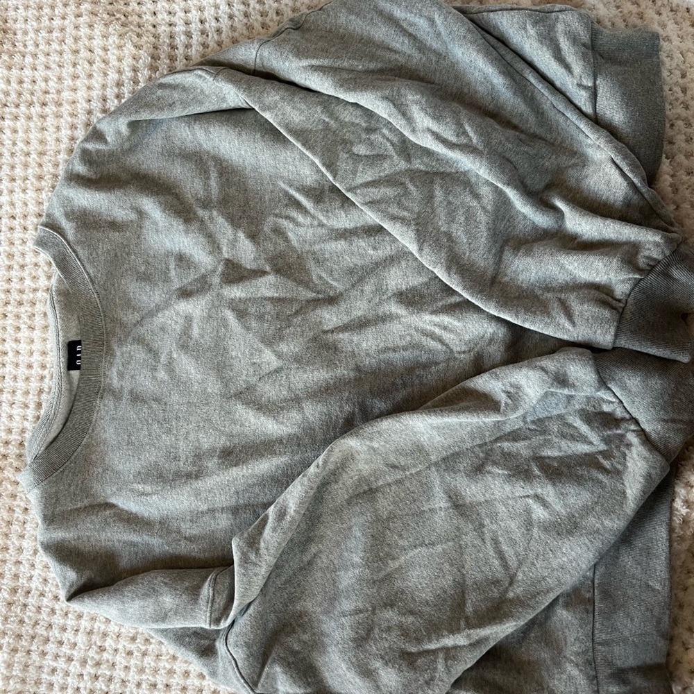 Gap sweatshirt
